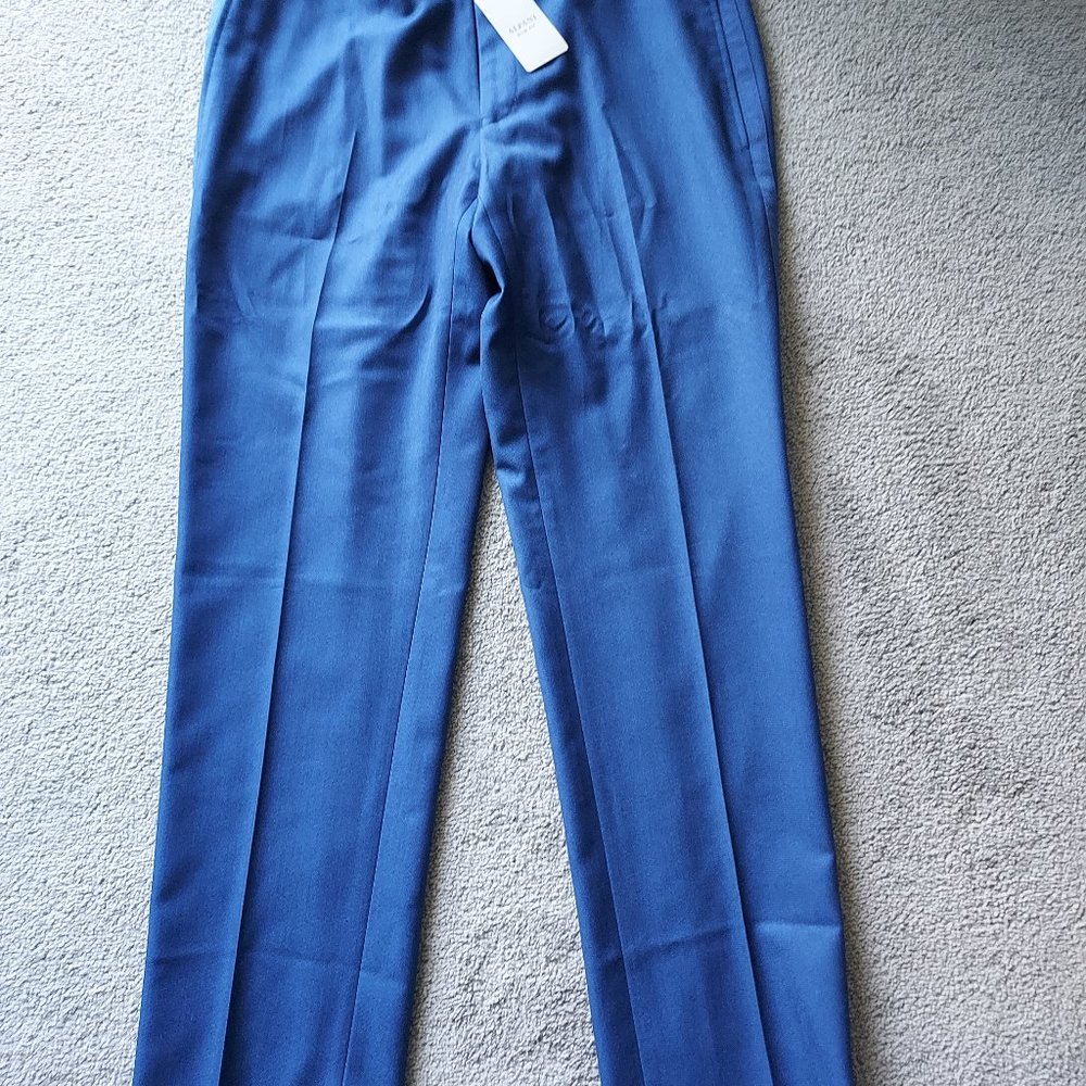 Alfani, Slim Fit, Blue pants, 32x30, new, tags still. on pants
